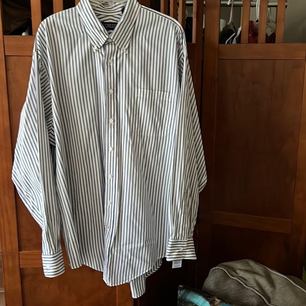 Lands’ End Crisp Button Down Collar Dress Shirt